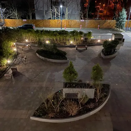 Green Apartment 214 With Private Parking-2